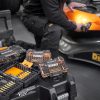 Dewalt x McLaren DT70902T-QZ 28 részes FLEXTORQ bitkészlet TOUGH CASE-ben